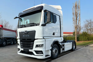 MAN TGX 18.520 Gommato /70